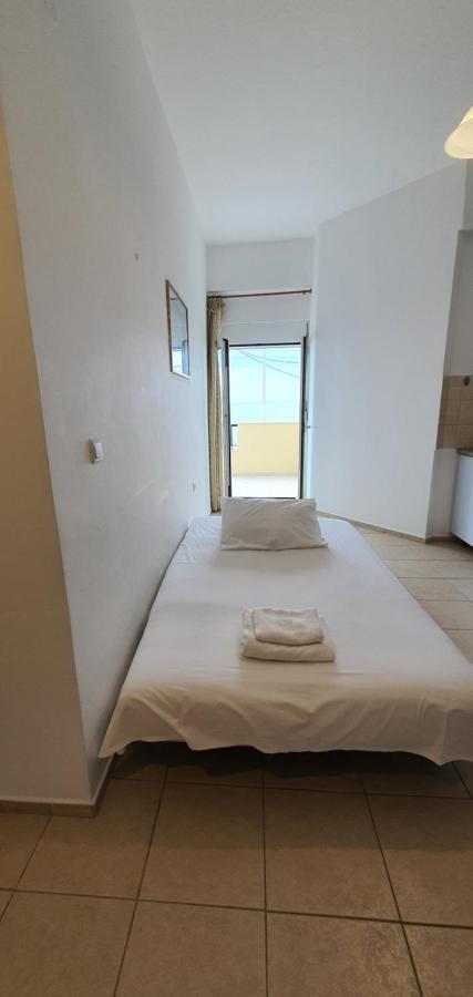 Eirini Apts On The Beach Psari Forada Ngoại thất bức ảnh